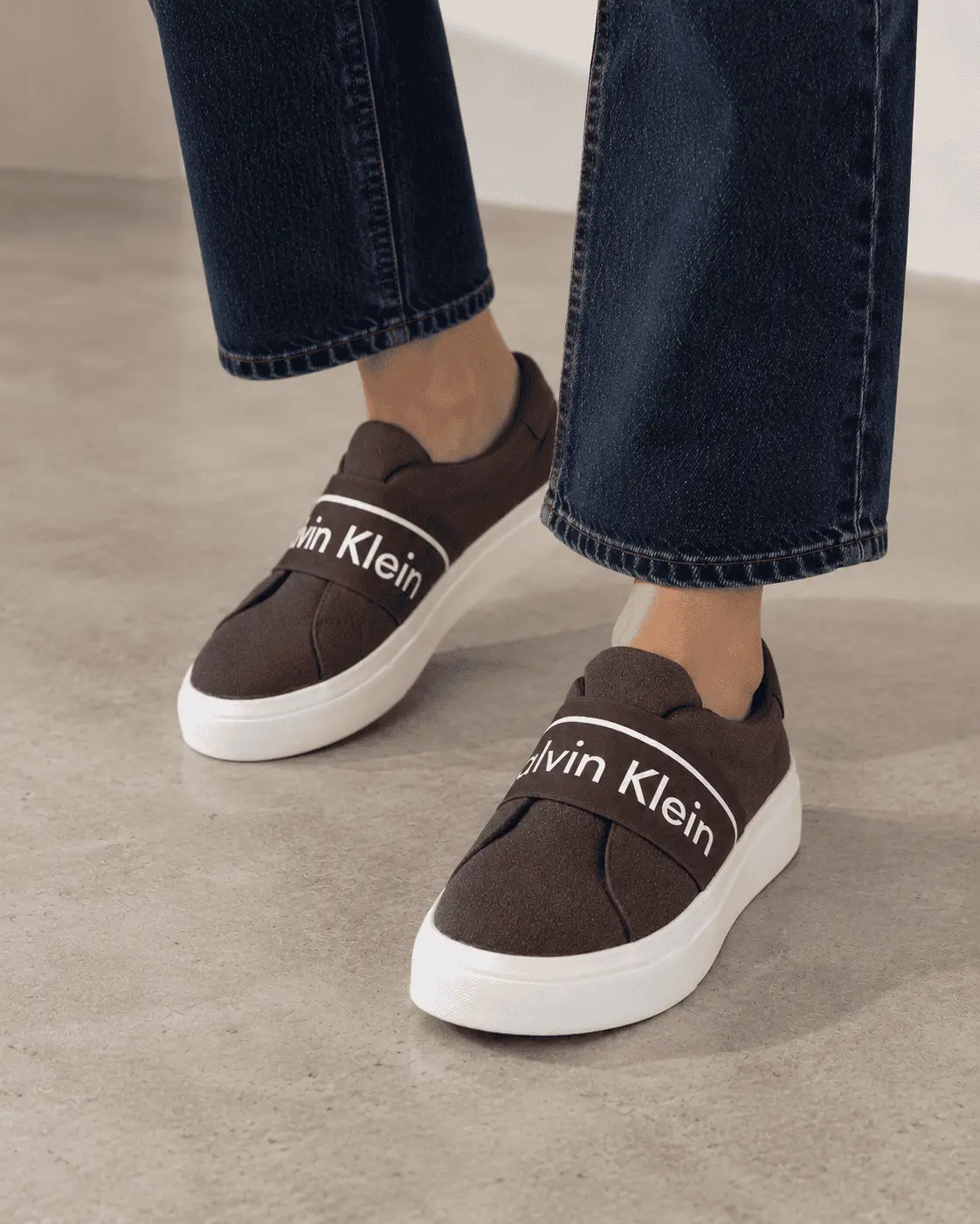 ونس Calvin F 00184