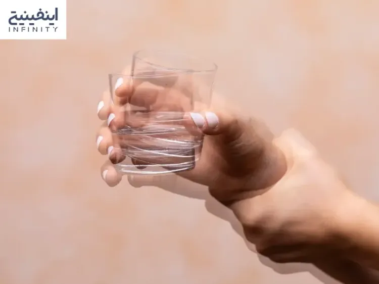 علت لرزش دست و درمان آن